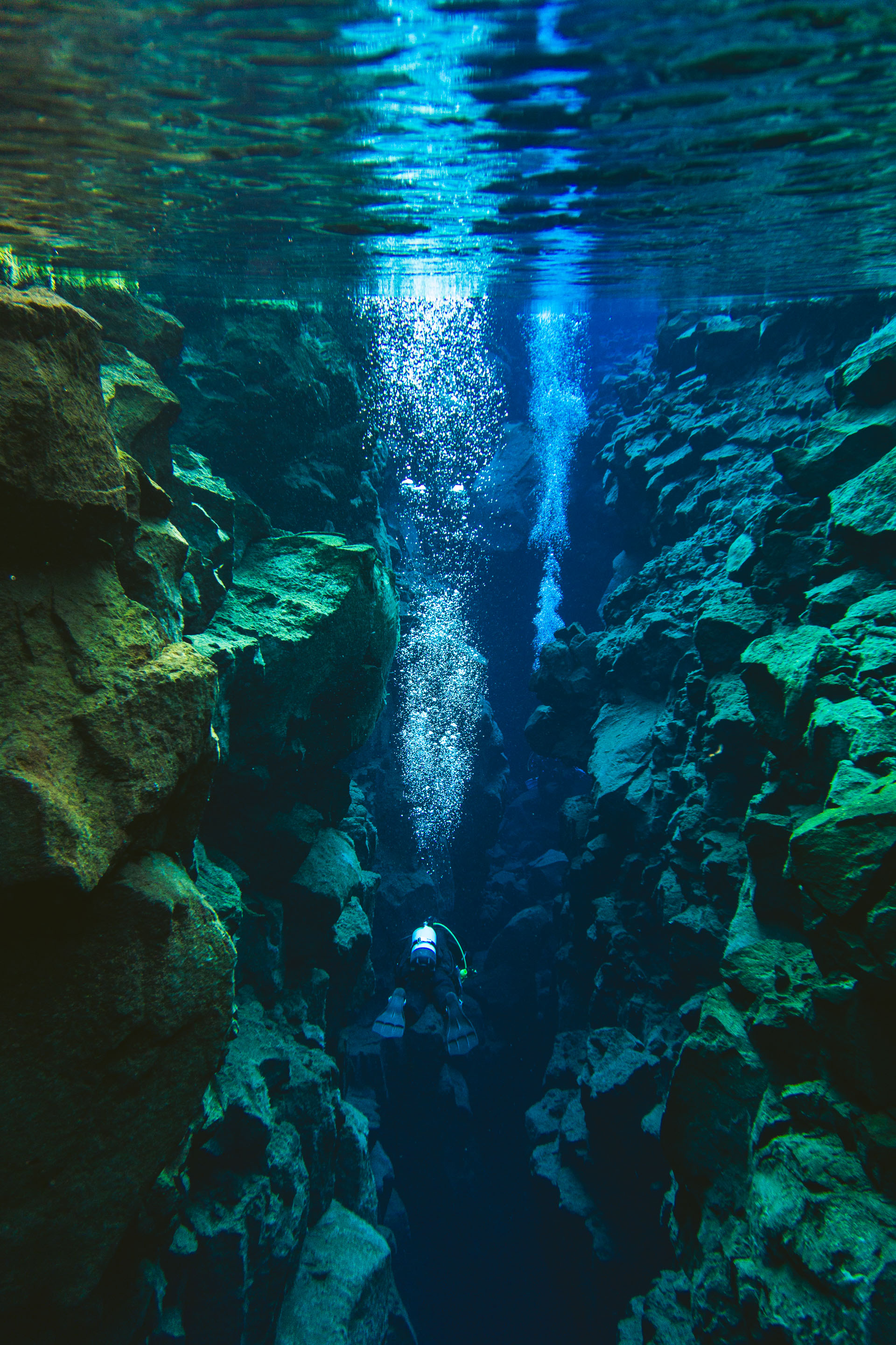 diving-in-silfra-icelandemagnusson-07254-2