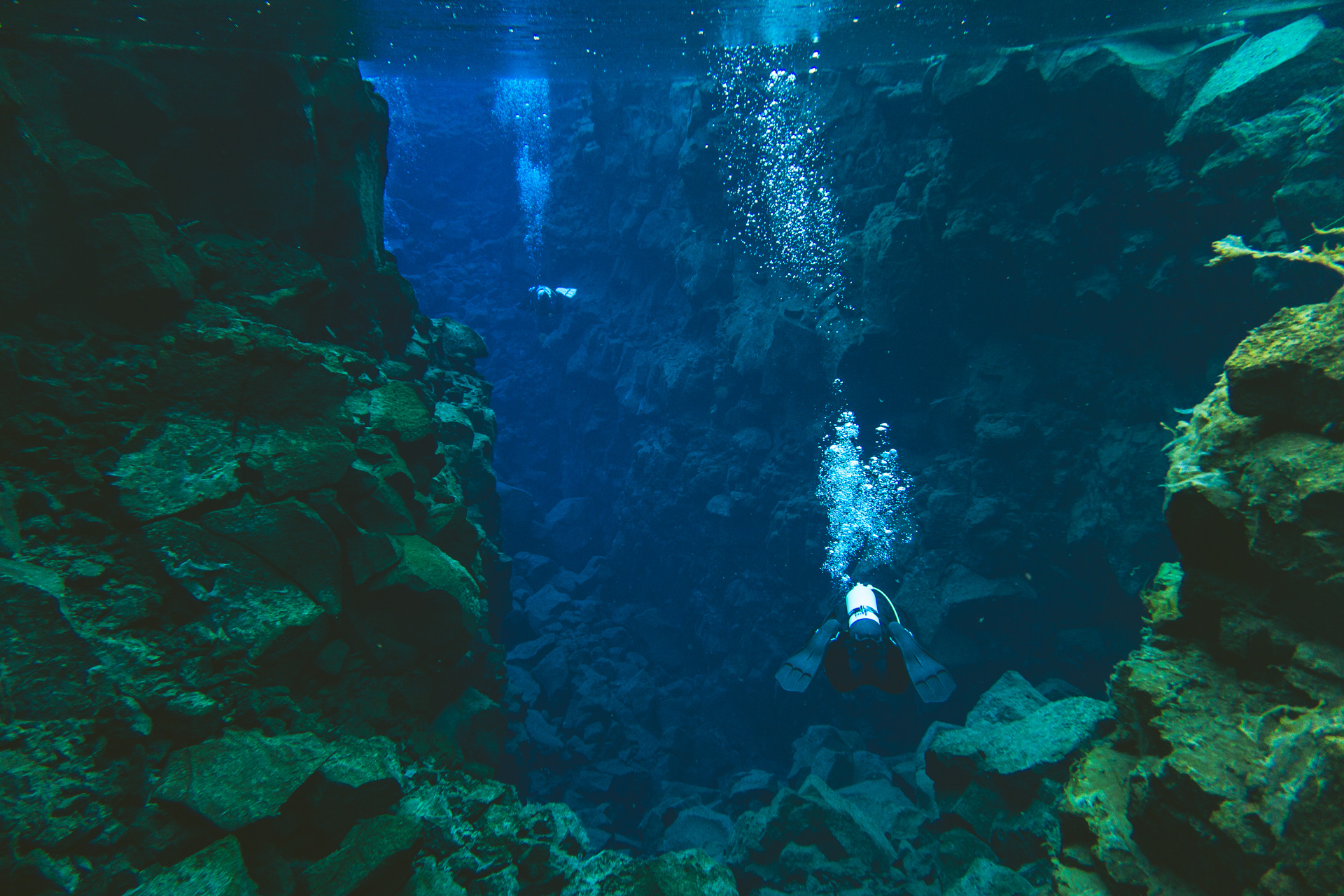 diving-in-silfra-icelandemagnusson-07792