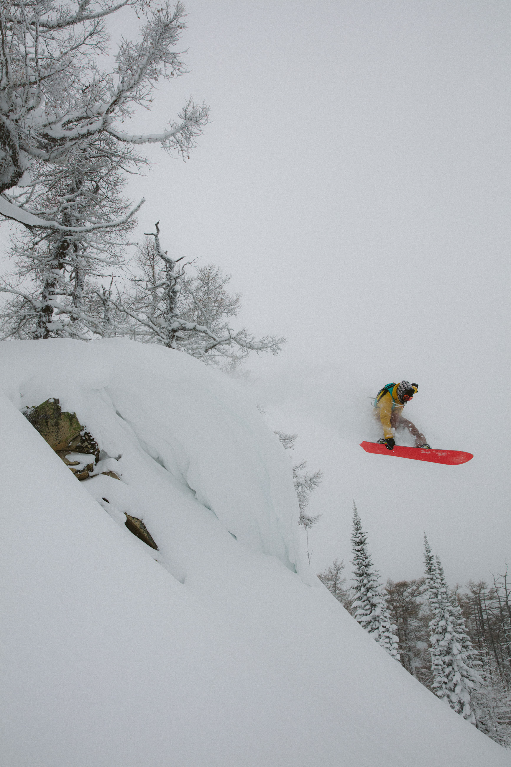 cat-skiing-in-kazakhstan-east-pole-ridder-altai-mountains-snowboard-kazakhstan-2017-dan-medhurst-0174