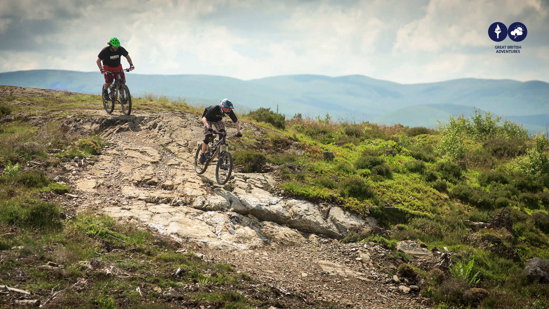 featured-image-tom-owen-mountain-biking-comrie-croft