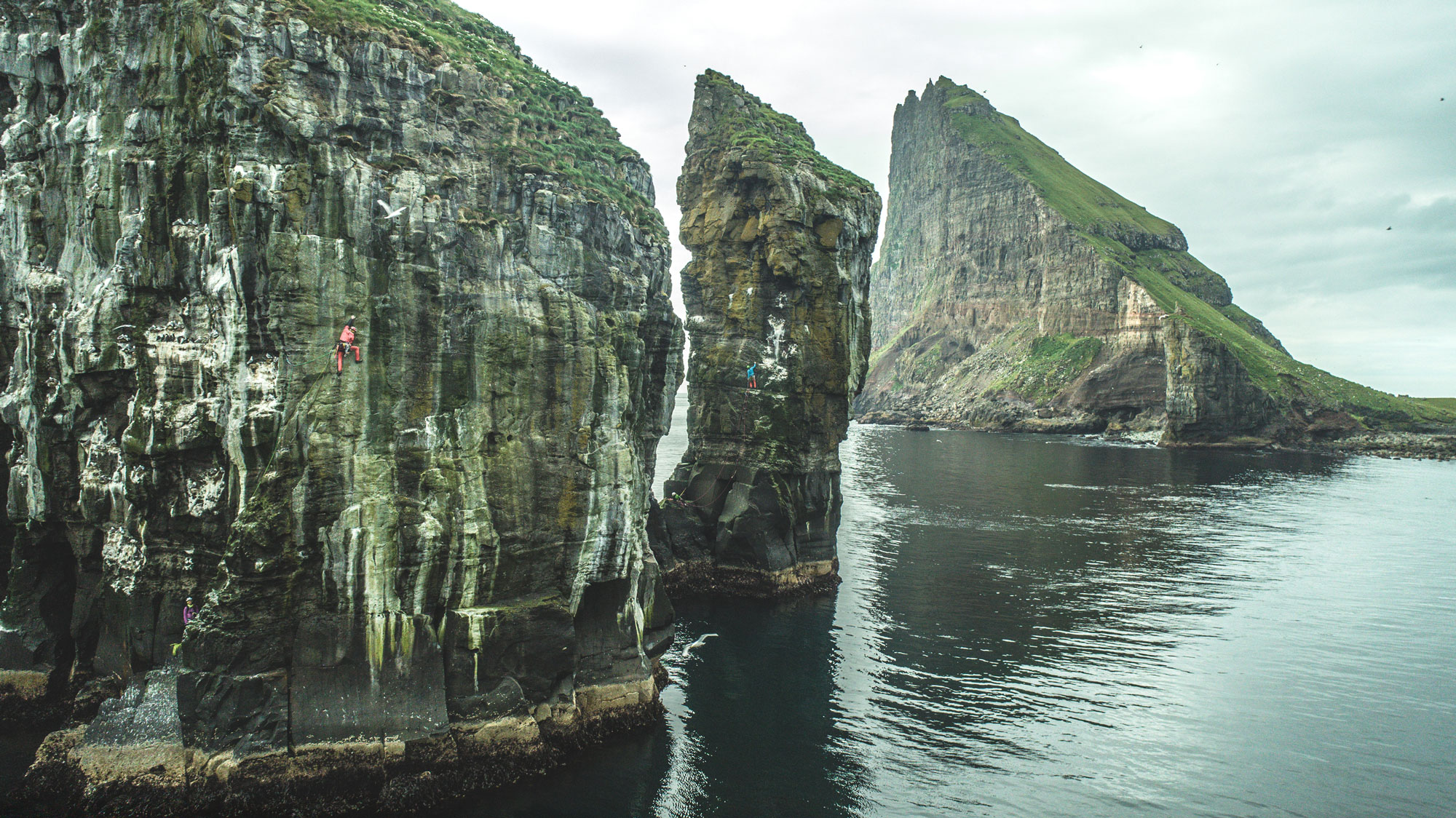 land-of-maybe-the-north-face-faroe-islands