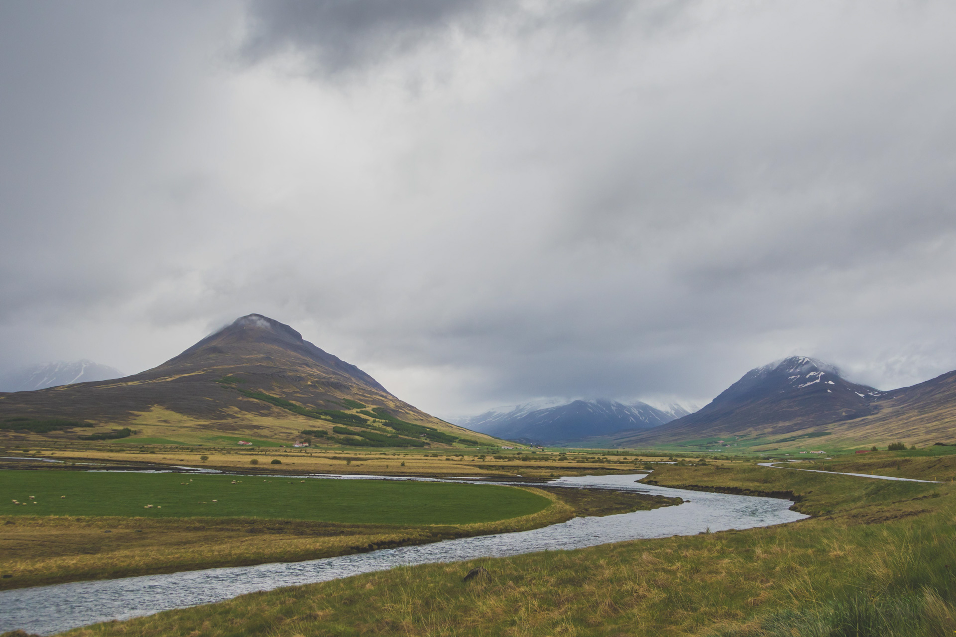 walking-hiking-trekking-in-iceland-unsupported-traverse-beginning-hike-15