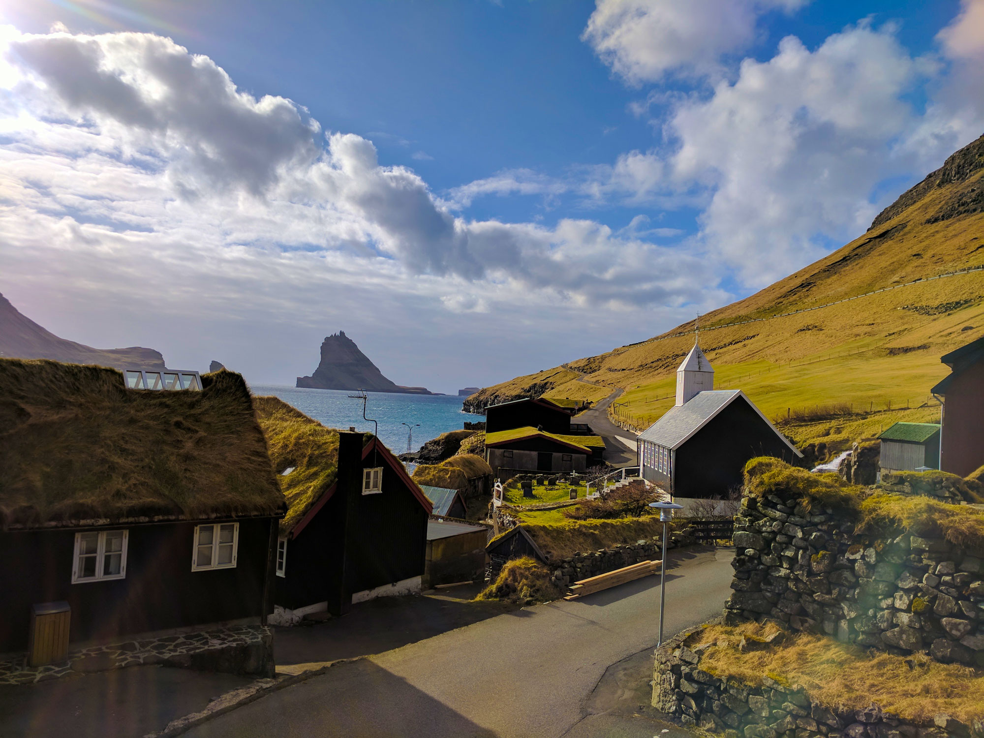 faroe-islands-Vagar-Bøur