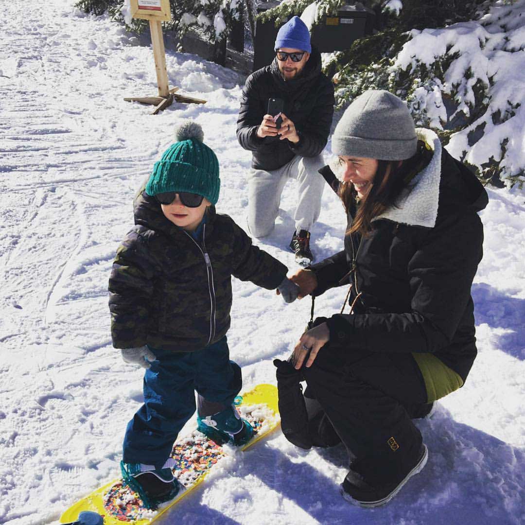 snowboarding-mums