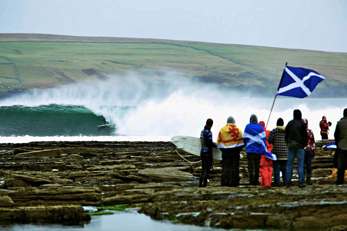 surfing-in-winter