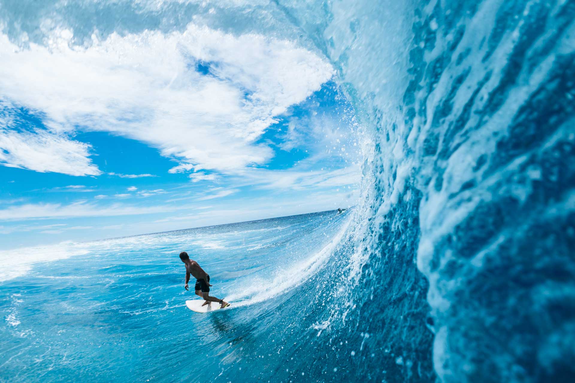 winter-surfing-in-micronesia