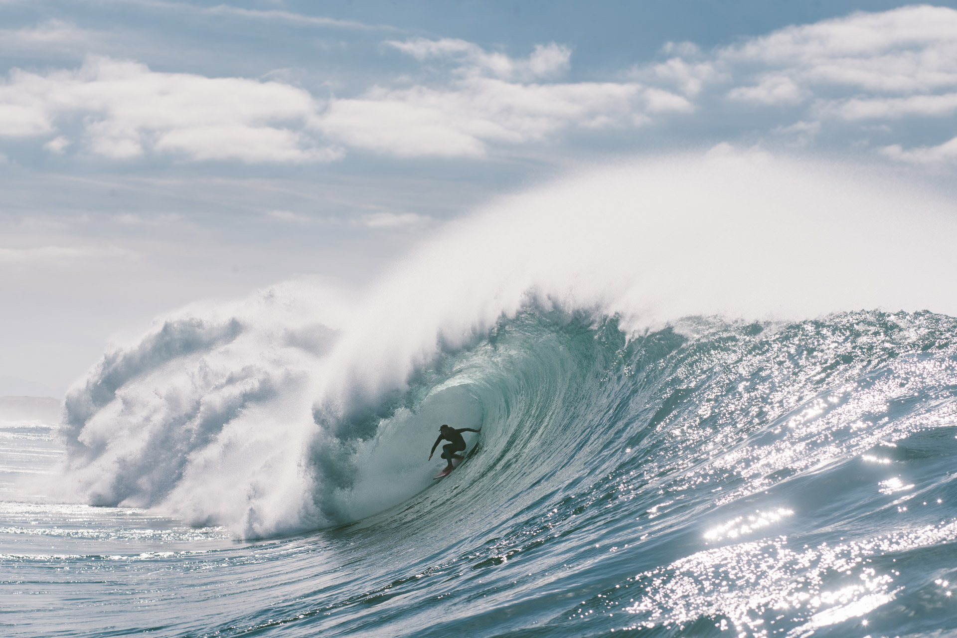 justine-dupont-big-wave-surfer