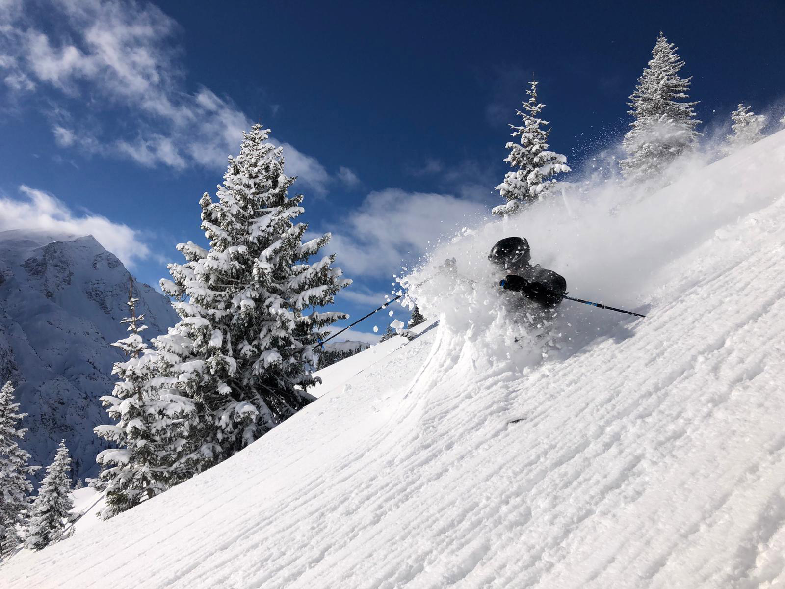 skiing-in-austria-lech