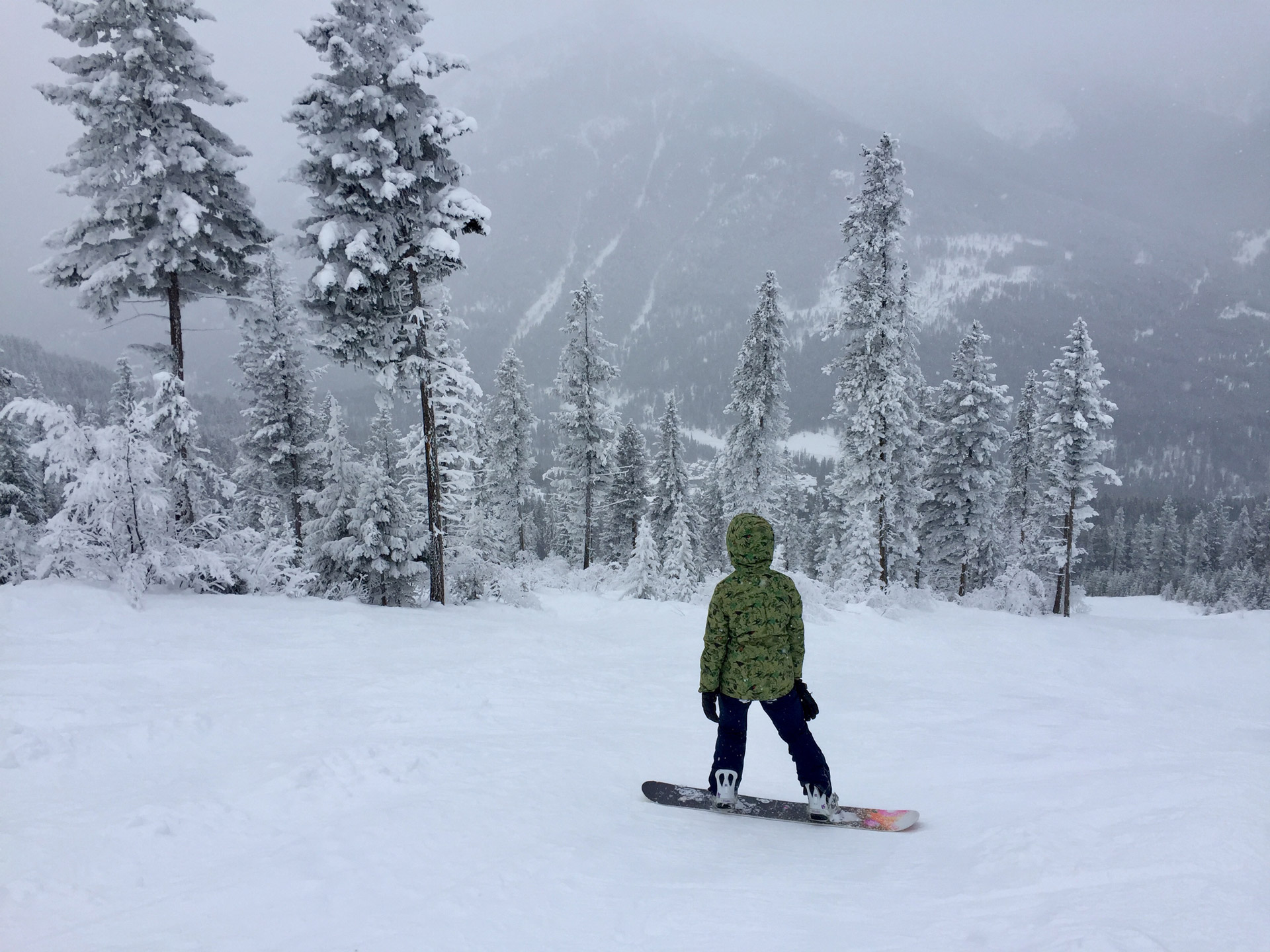 snowboarding-in-british-columbia