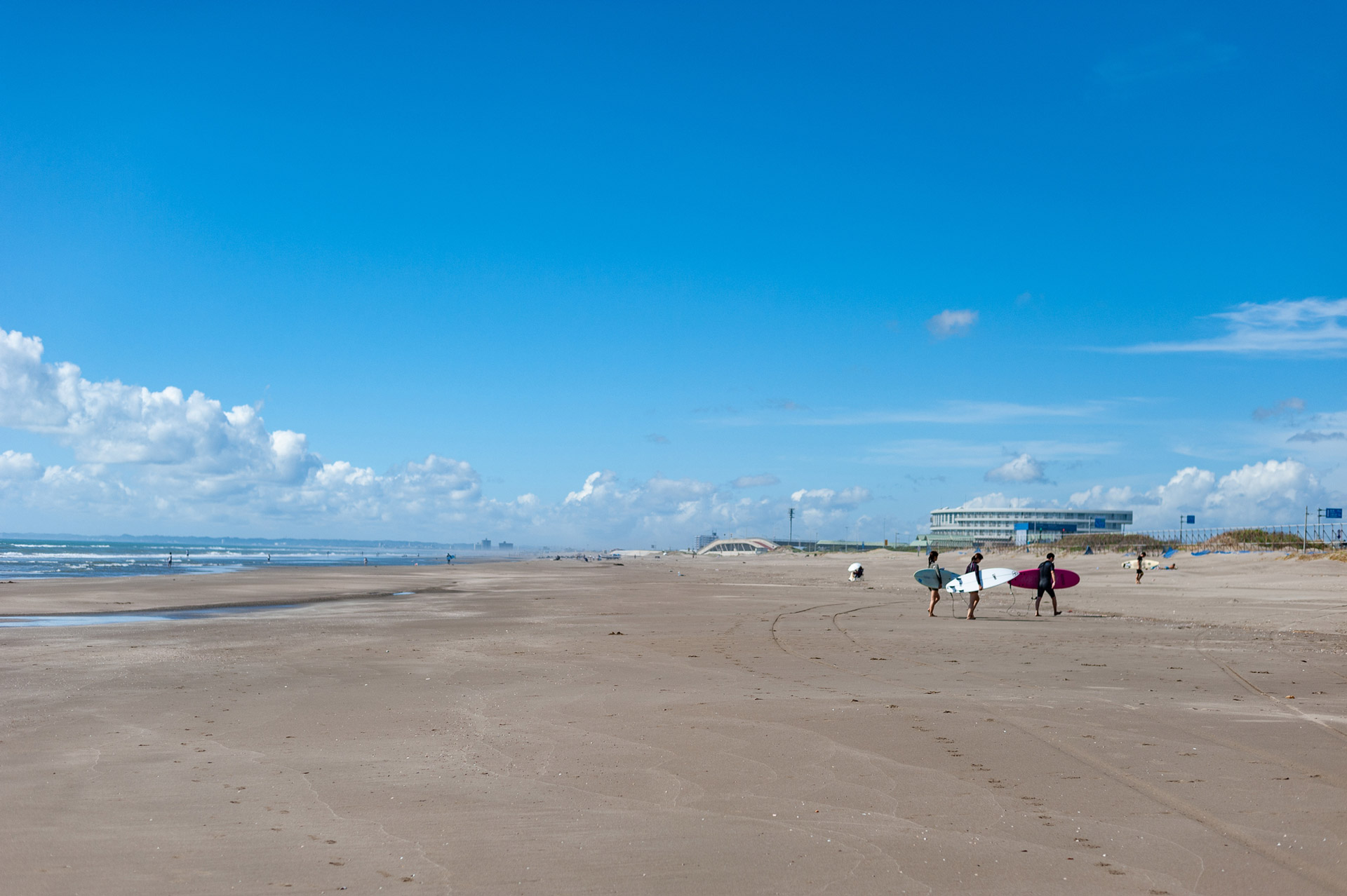 surfing-in-japan