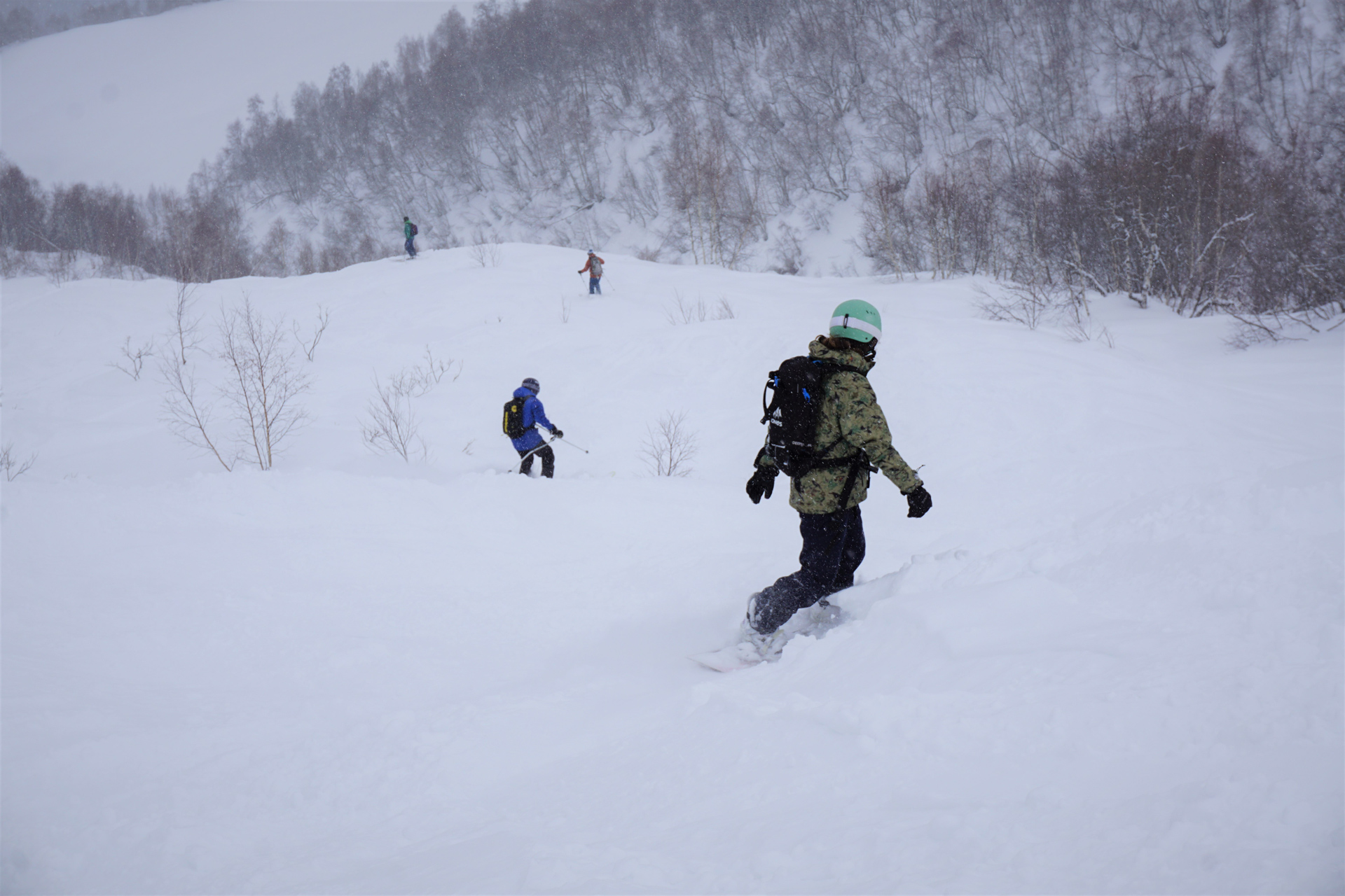 snowboarding-in-georgia-svaneti