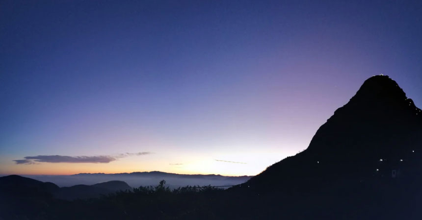 Things-To-Do-In-Ella-Sri-Lanka-Adams-Peak