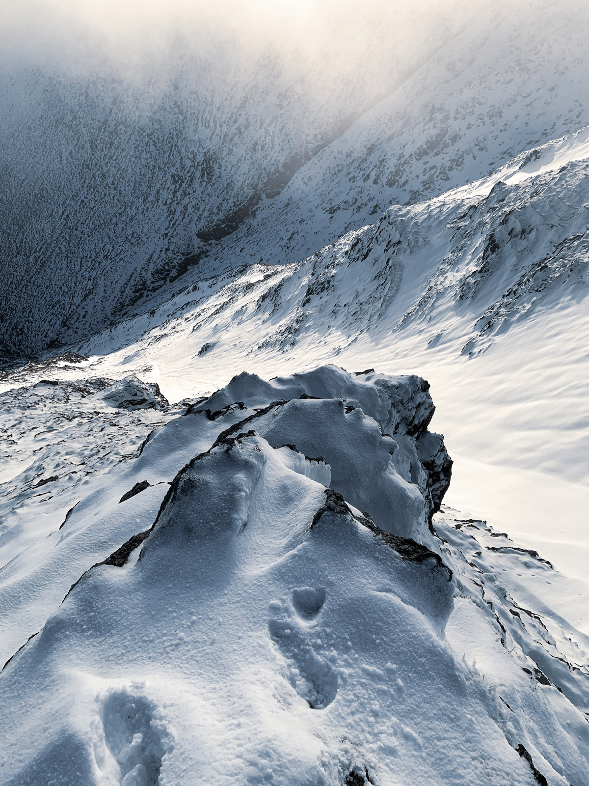 Lake-District-Walking-Winter-Blencathra