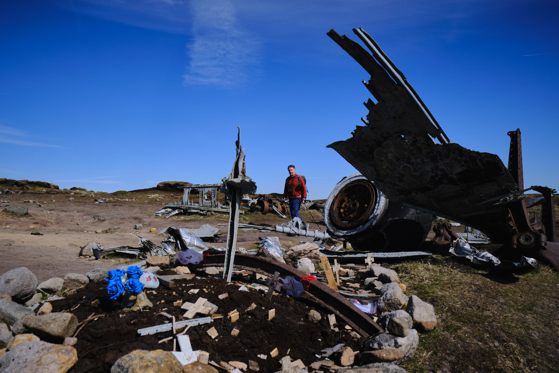 Peak-District-Plane-Crash-Wreckage-Guided-Walks