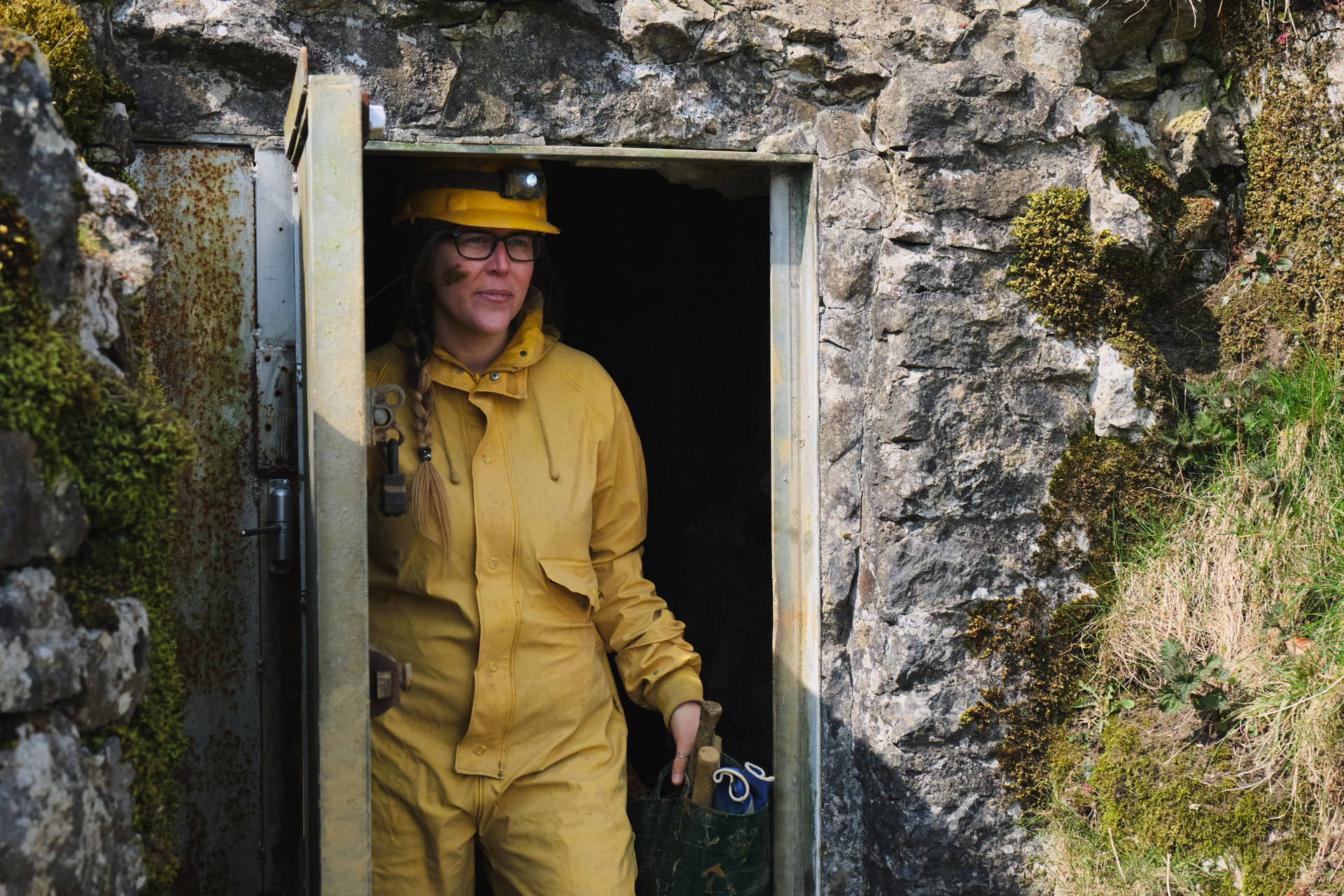 Things-to-do-in-peak-district-castleton-treak-cliff-cavern-blue-john-mine