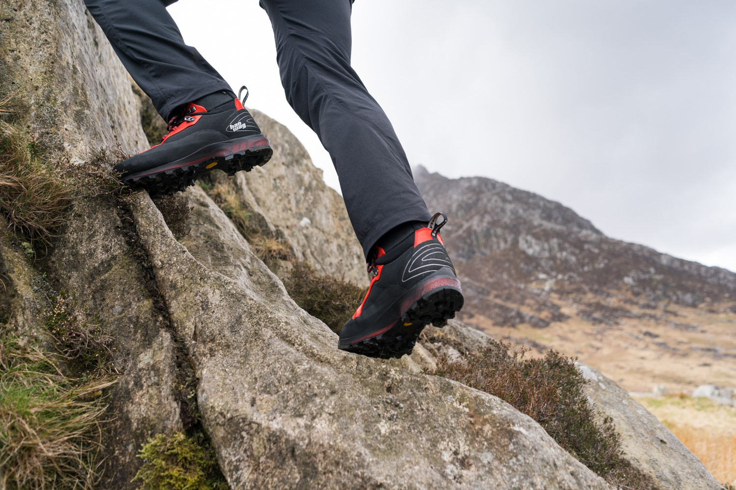 Scrambling-In-Snowdonia