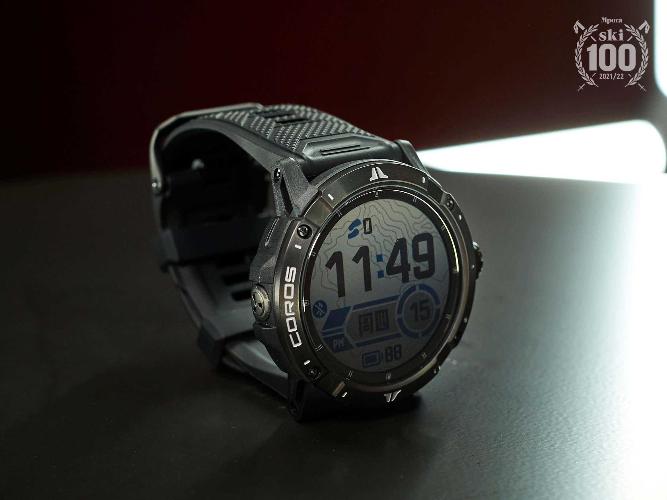 Coros-vertix-2-smartwatch-review-2