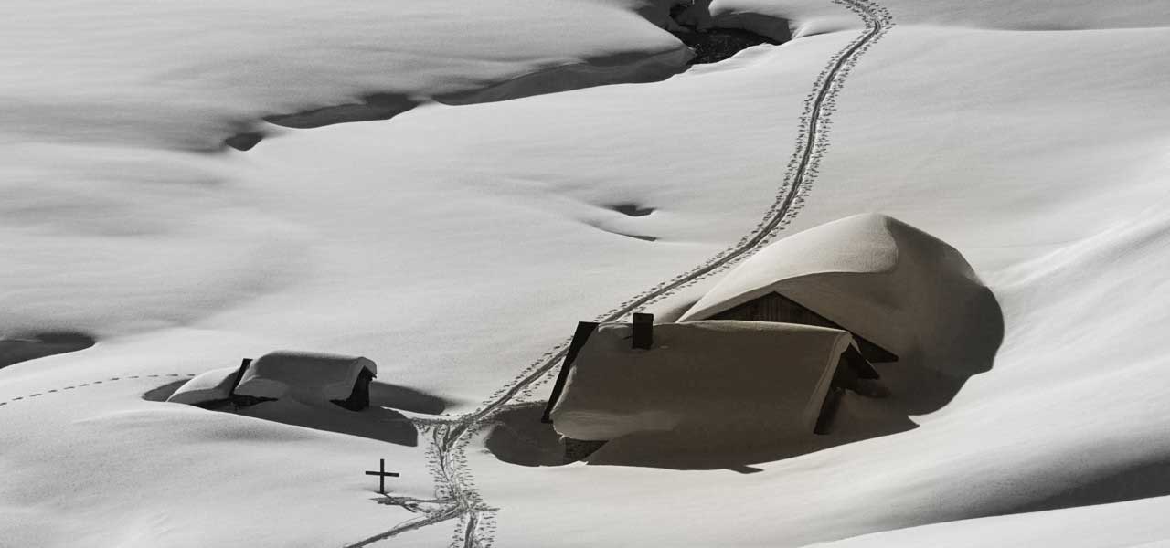 Arlberg-Huts-Skiing