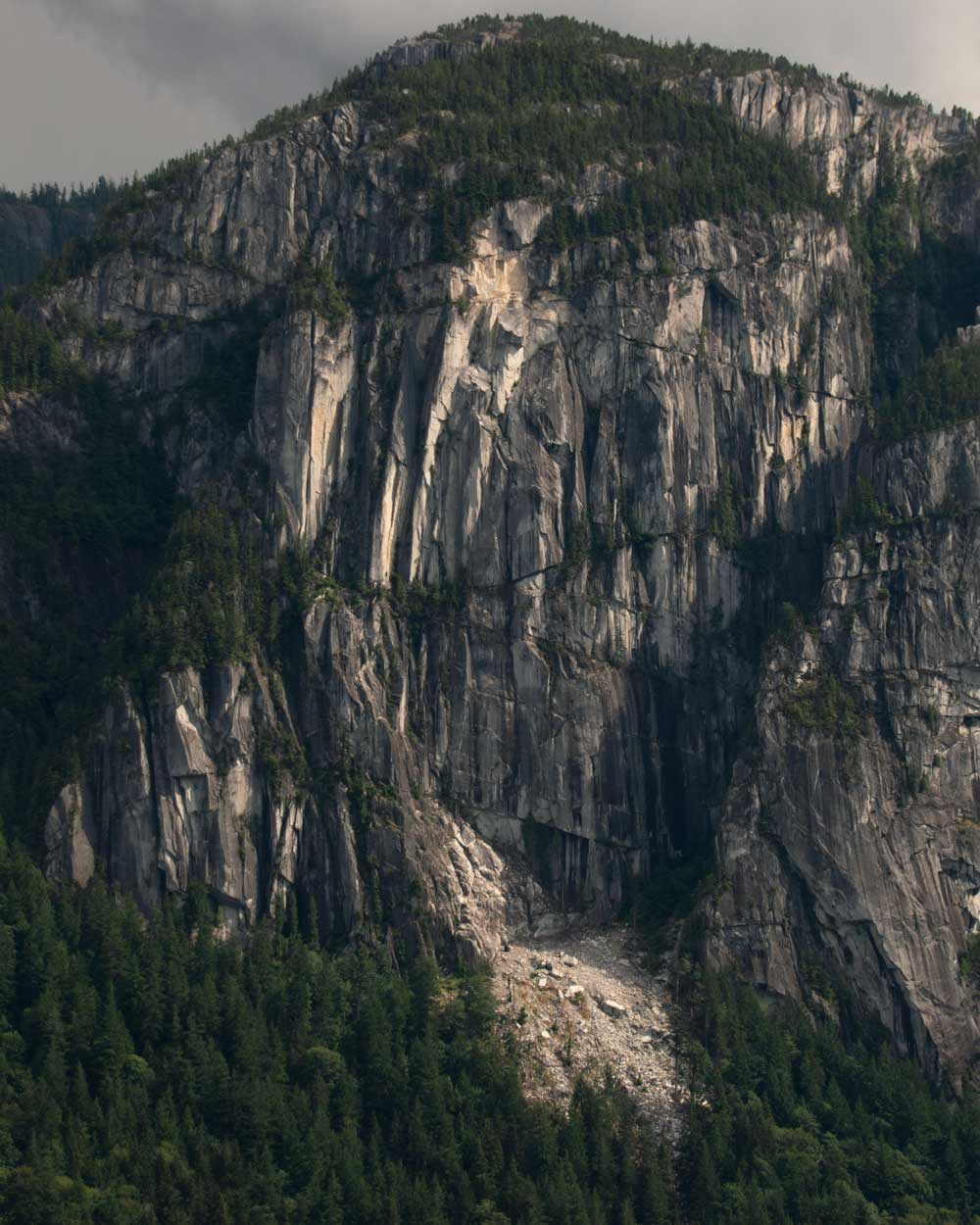 Squamish-Rockfall