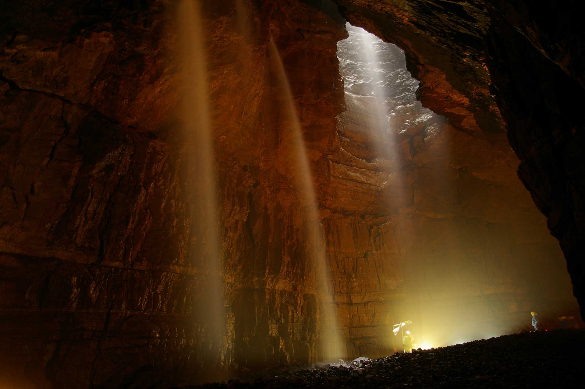 Gaping gill pothole north Yorkshire