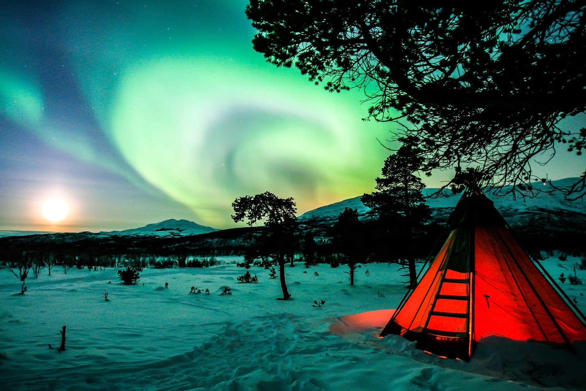 best-places-to-see-in-the-northern-lights-abisko-sweden