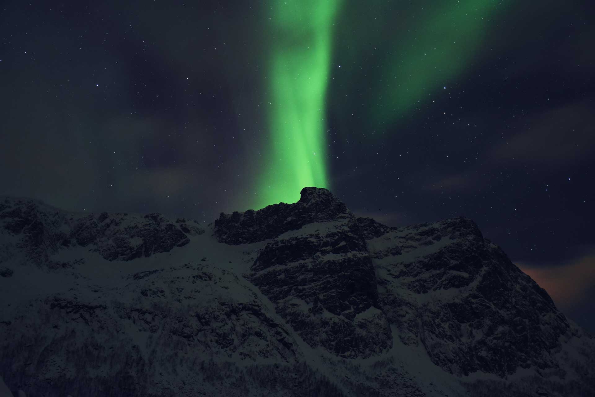 best-places-to-see-the-northern-lights-Tromsø-Norway