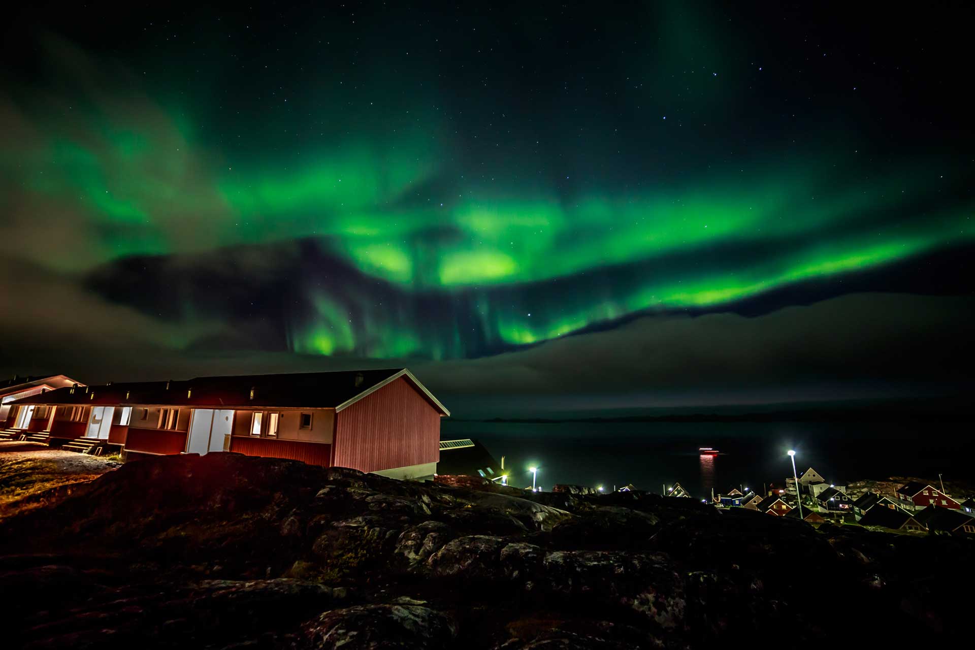 best-places-to-see-the-northern-lights-greenland