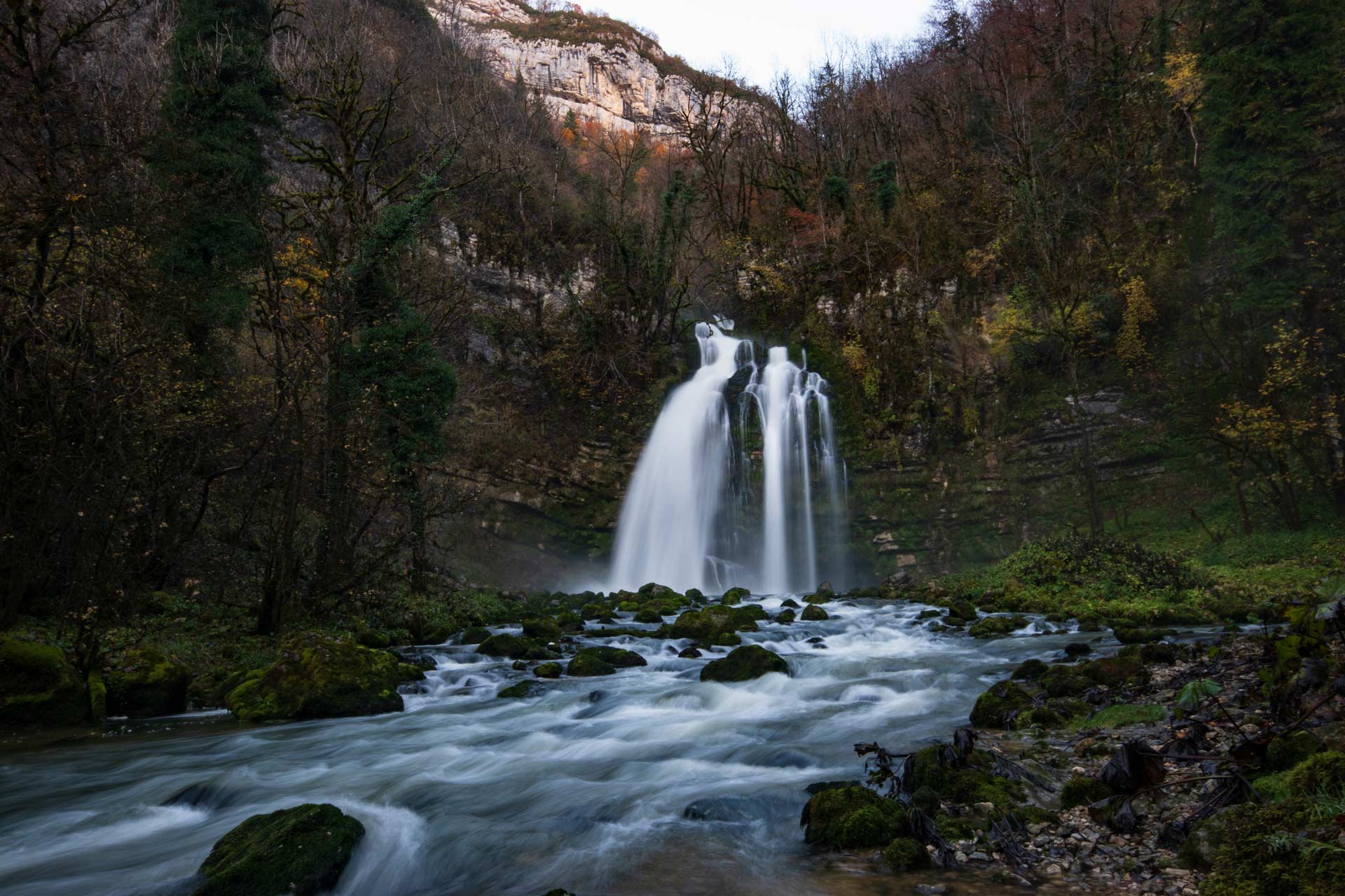 best-waterfalls-in-france