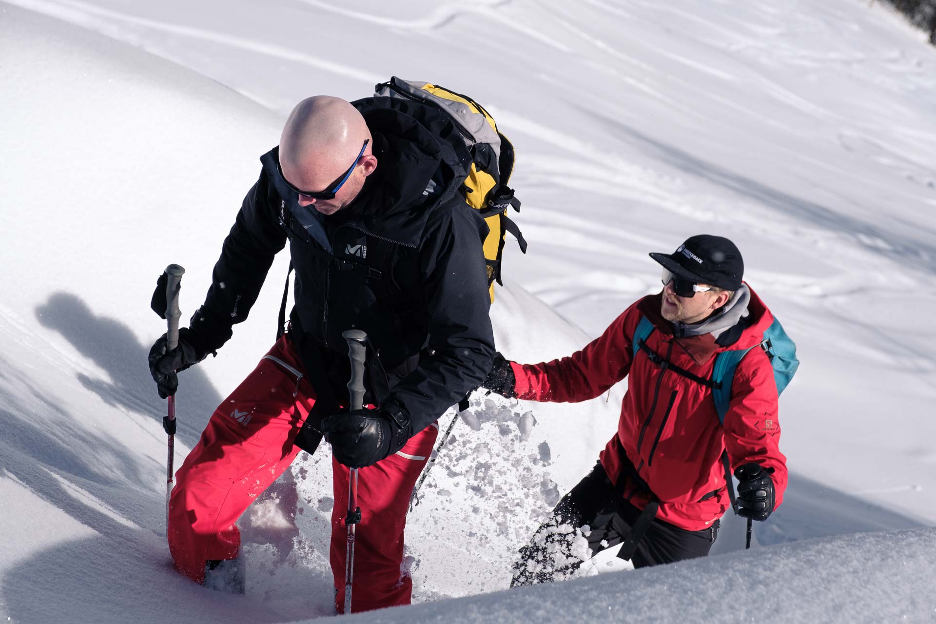 snowshoe-hiking-bern-region