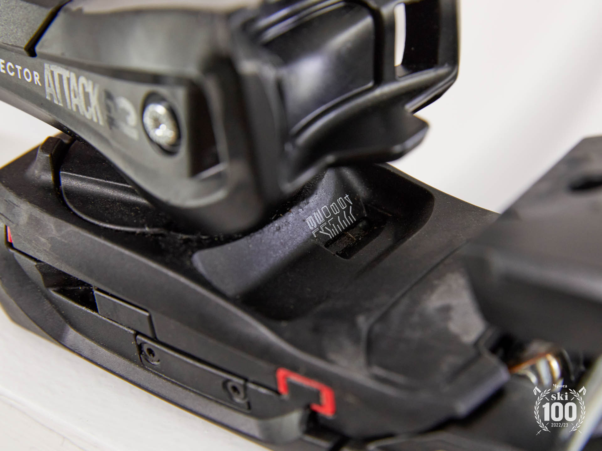 Tyrolia Protector Attack 13 Ski Binding 2022 – 202 Tyrolia Protector Attack 13 Ski Binding 2022 – 202