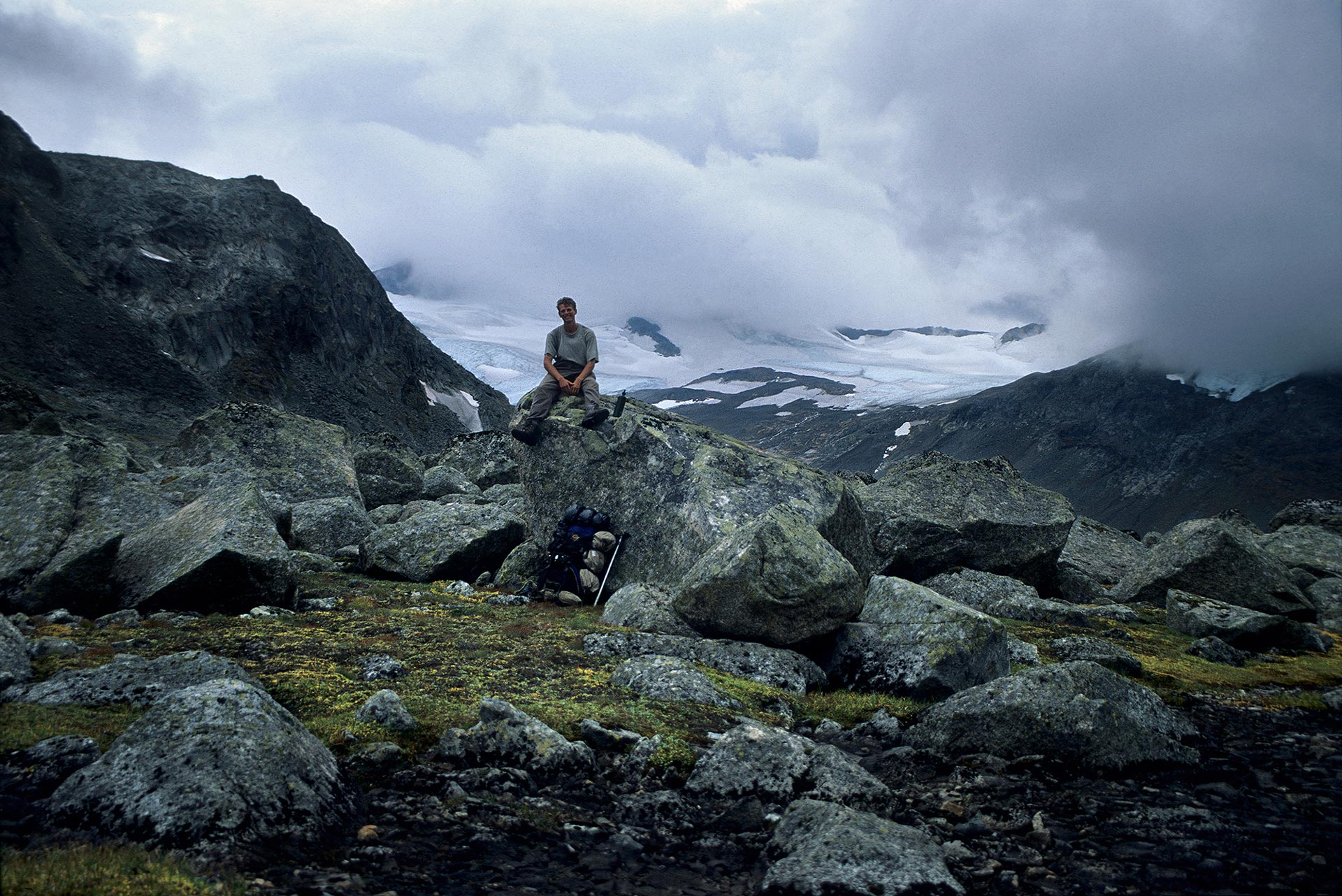 Hiking-in-the-Norwegian-Arctic_September_11_1998