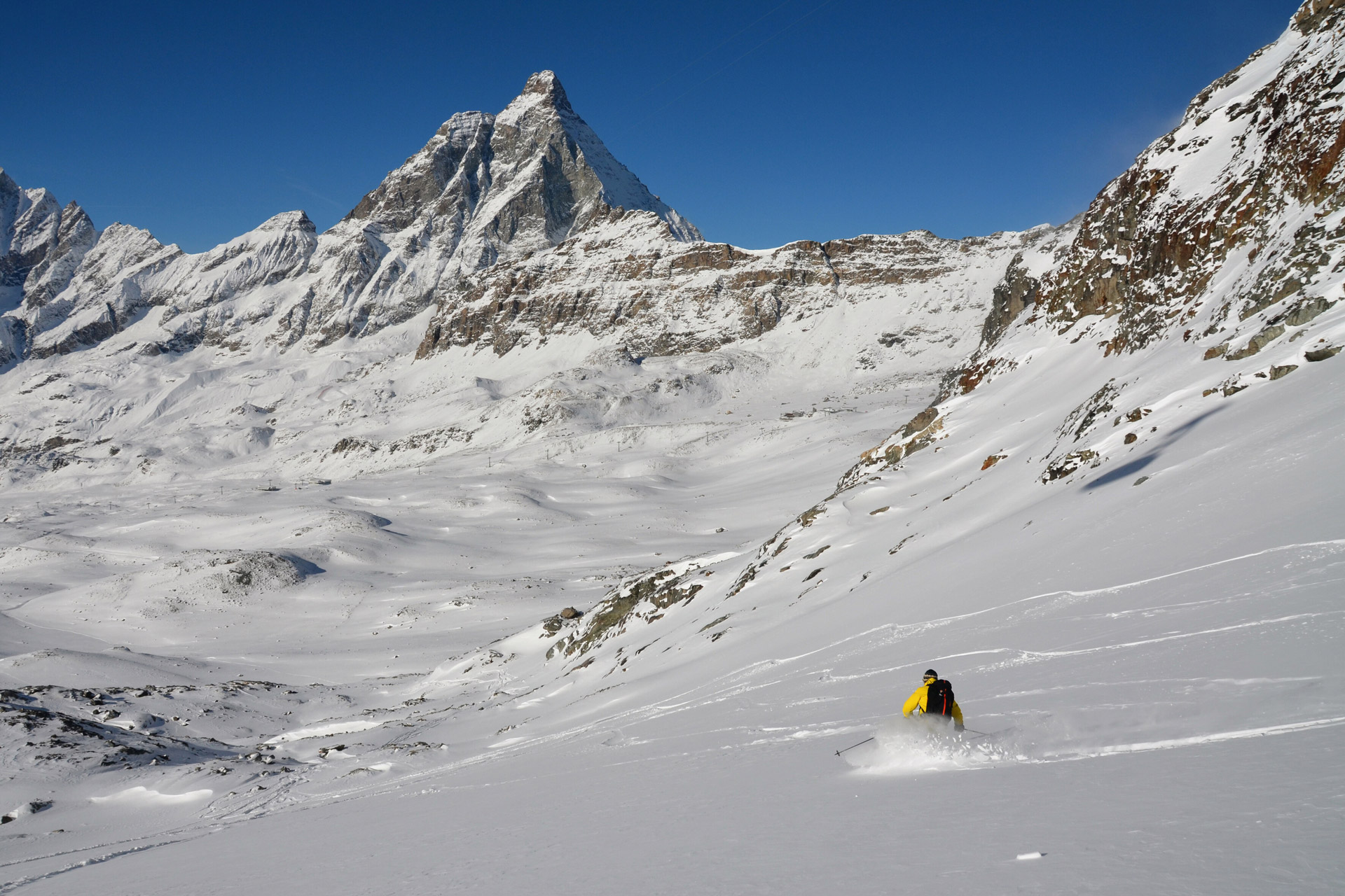 skiing-aosta-valley-photo-by-Marco-Gabbin