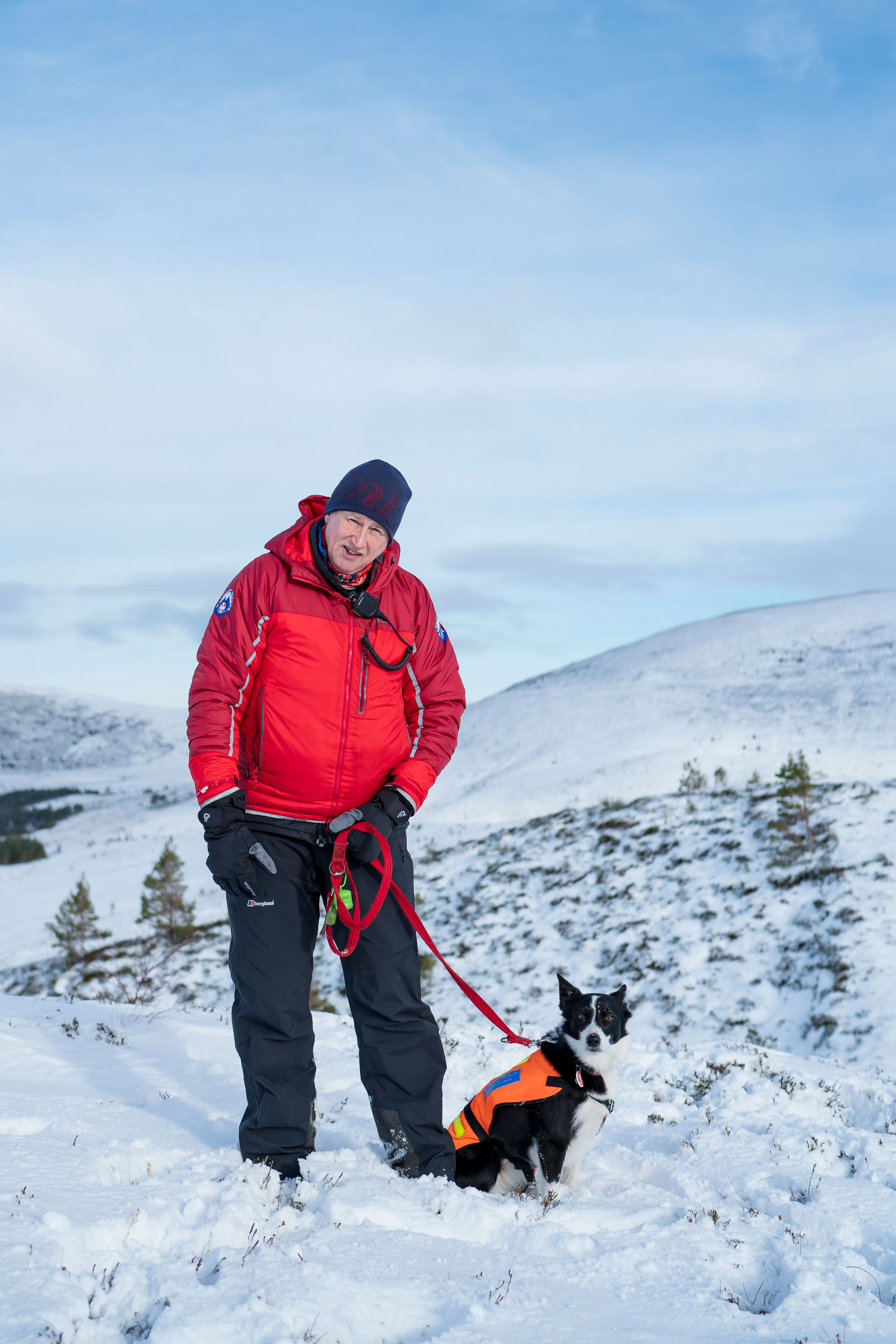 england-mountain-rescue-dogs-hannah-bailey