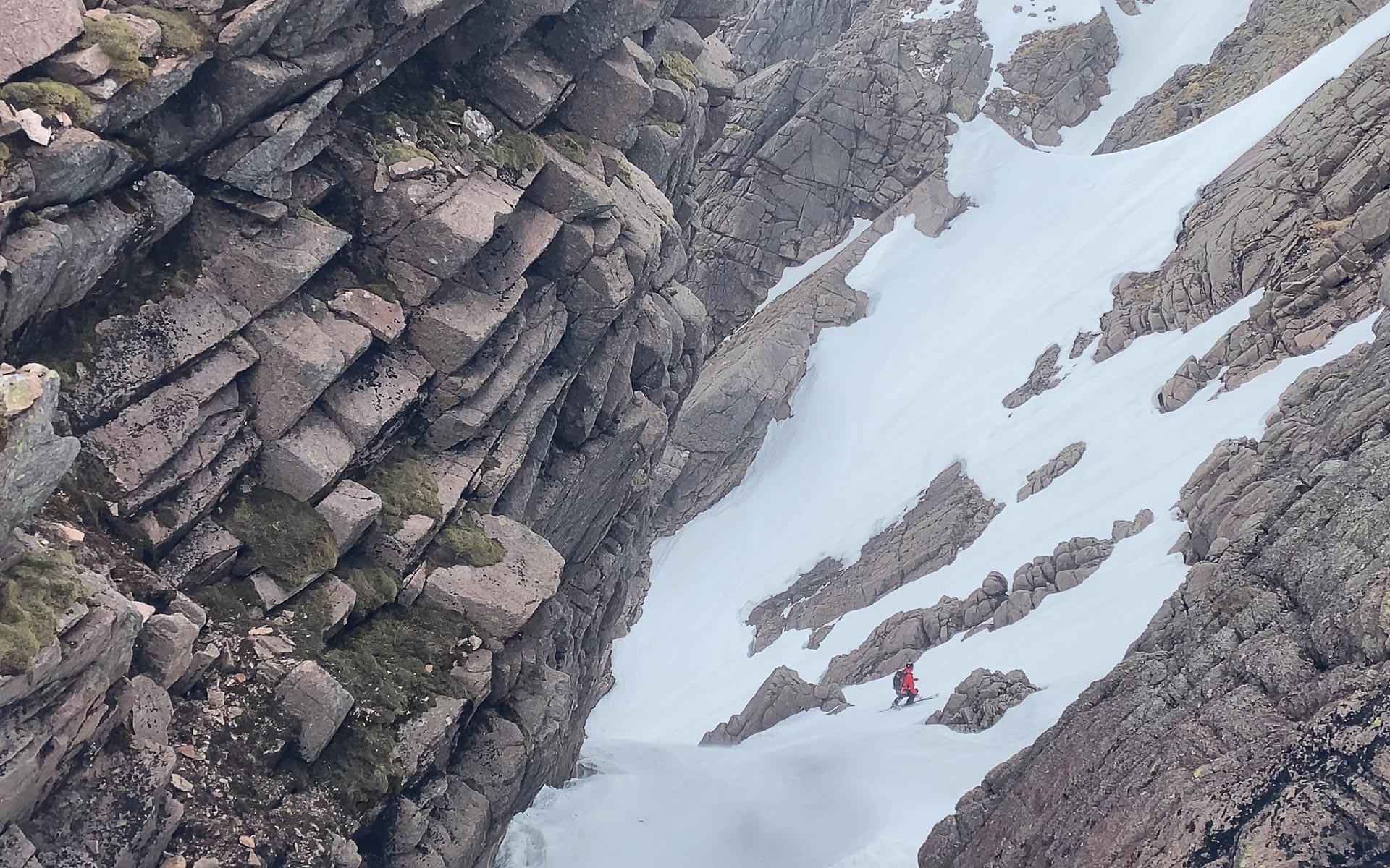 skiing-in-scotland