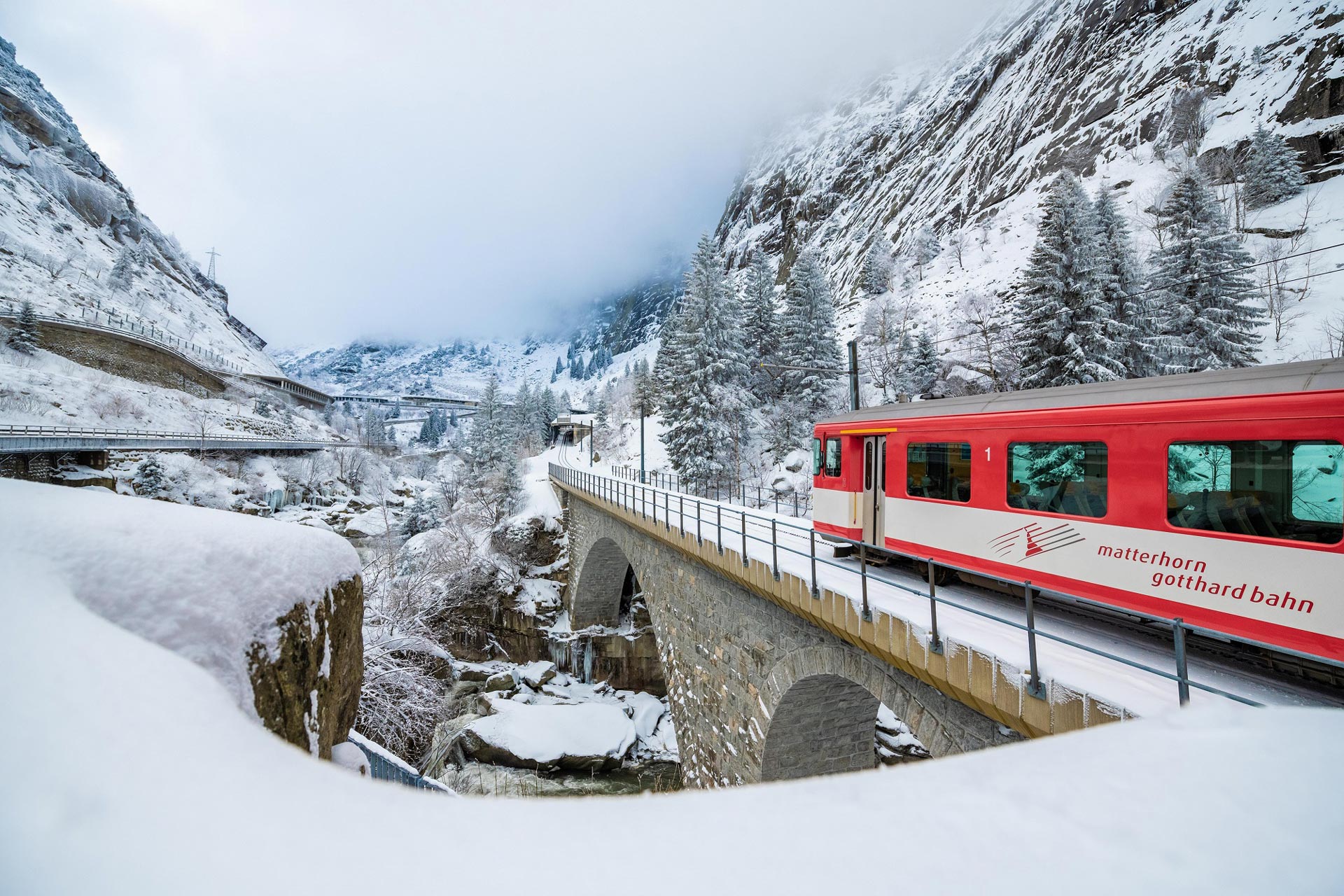 Swiss-Alps-Train-Travel-Skiing