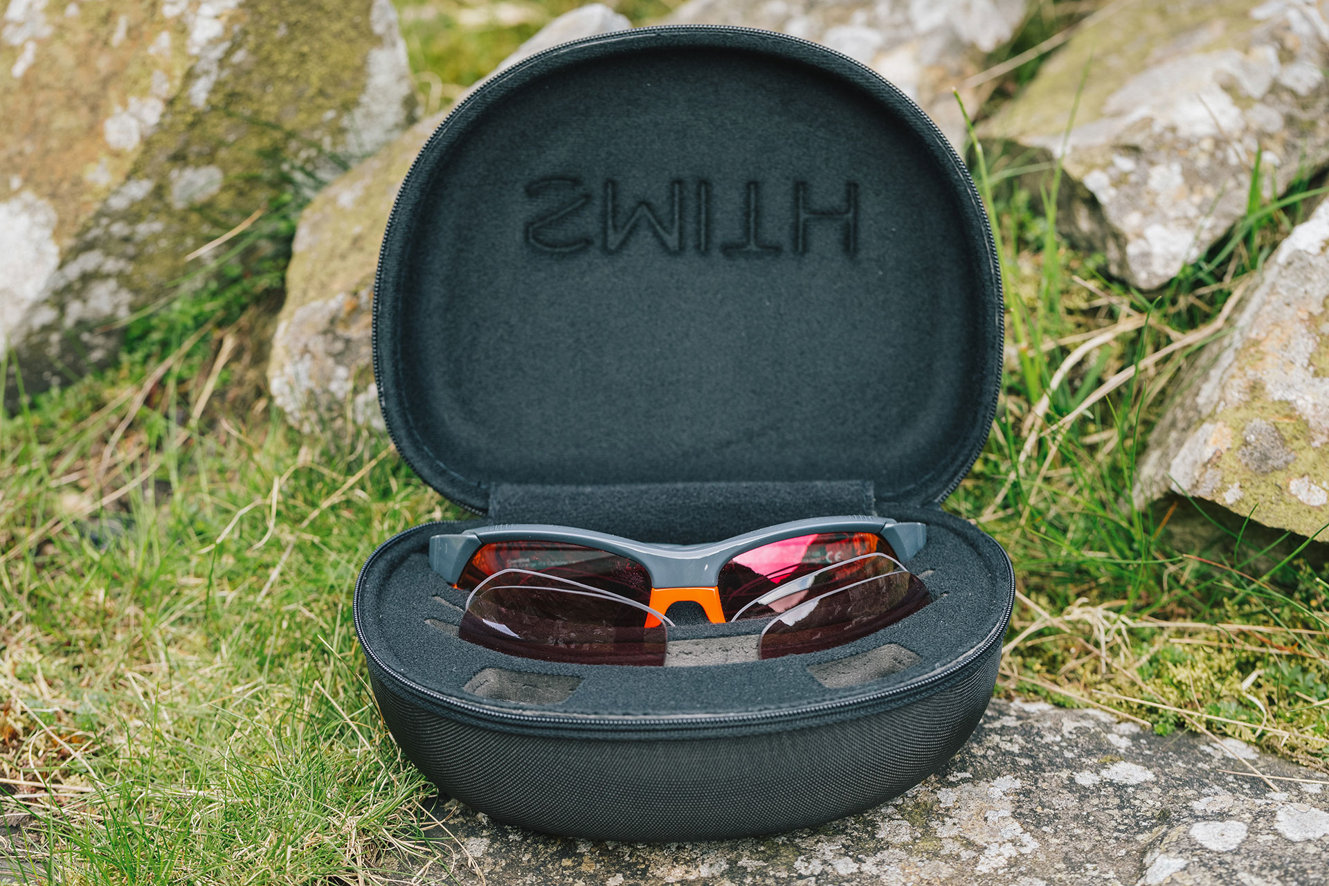 smith-pivlock-overdrive-sunglasses-006