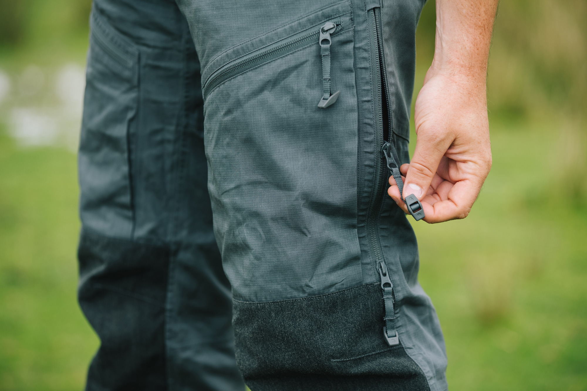 fjallraven-bergtagen-pant-review-cj174288