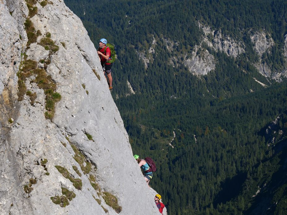 best-backpacks-hiking-trekking-Lowe-Alpine-Altus