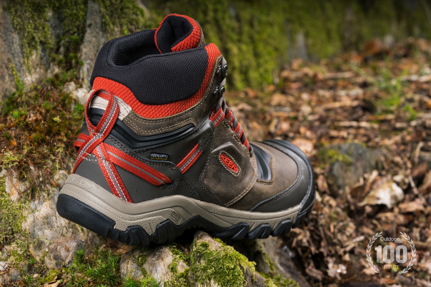 best walking boots: Keen Ridge Flex