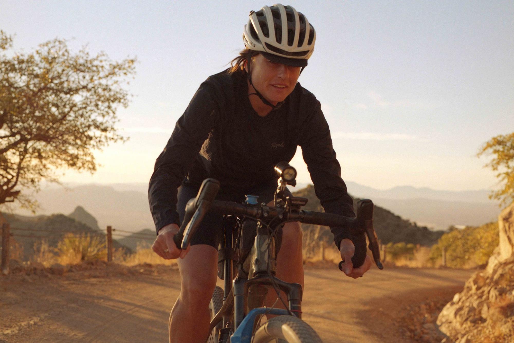 Lael Wilcox Interview : Cycle Touring, Gravel Riding, Bikepacking & Beyond