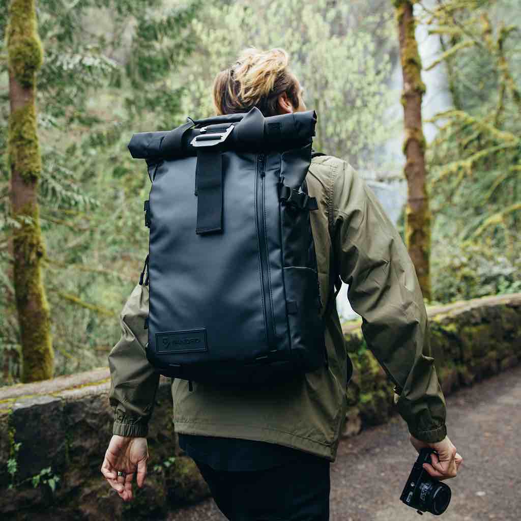 Best Camera Backpacks : Lightweight And Feature-Packed Hiking Bags For The Outdoor Loving Photographer