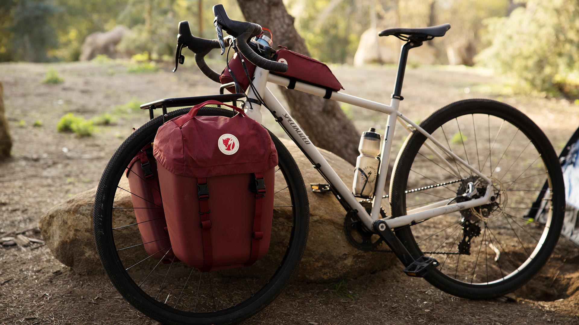 Specialized-x-Fjallraven-bags-1