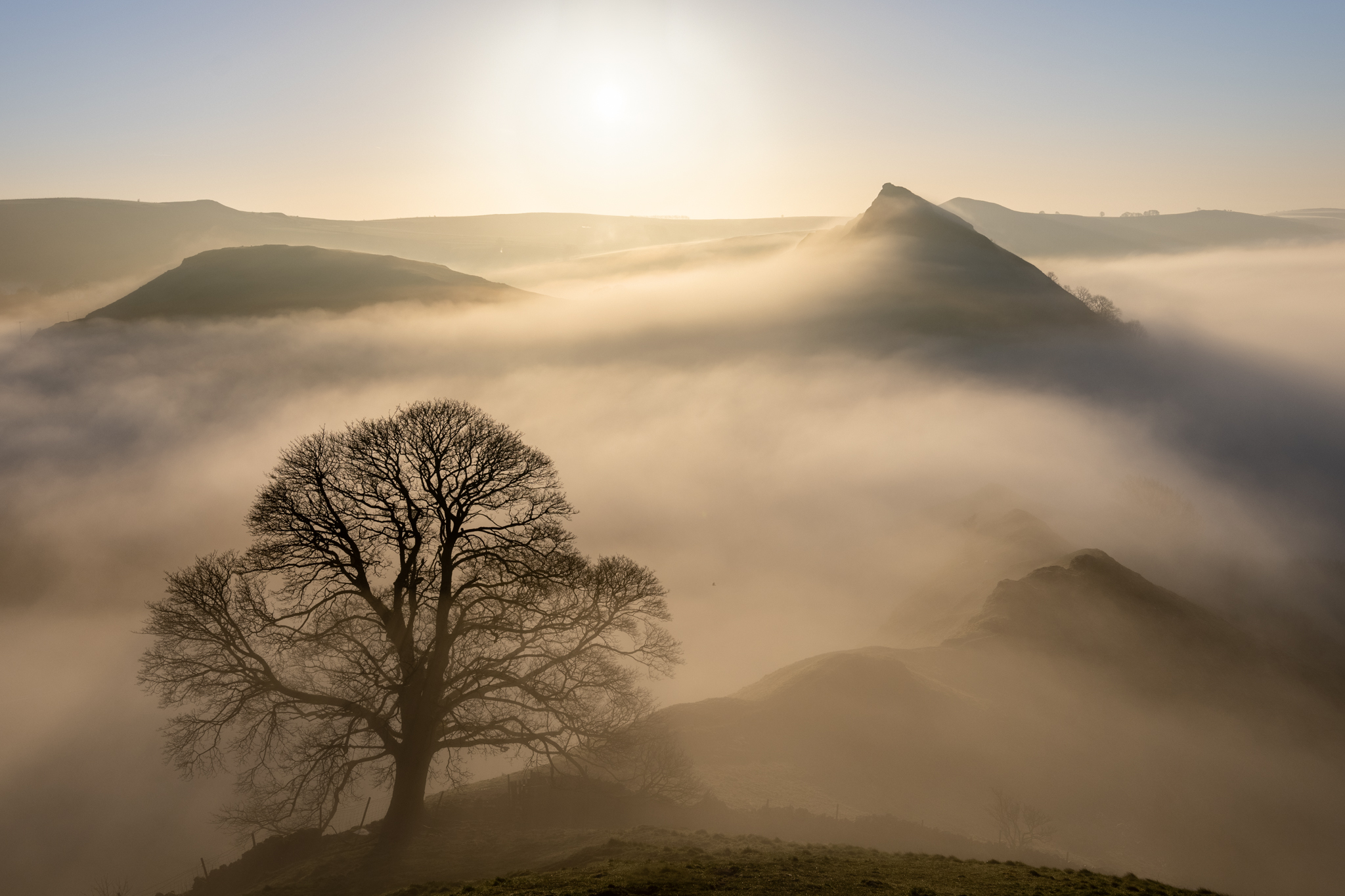 photography cloud inversion guide Chrome Hill peak district