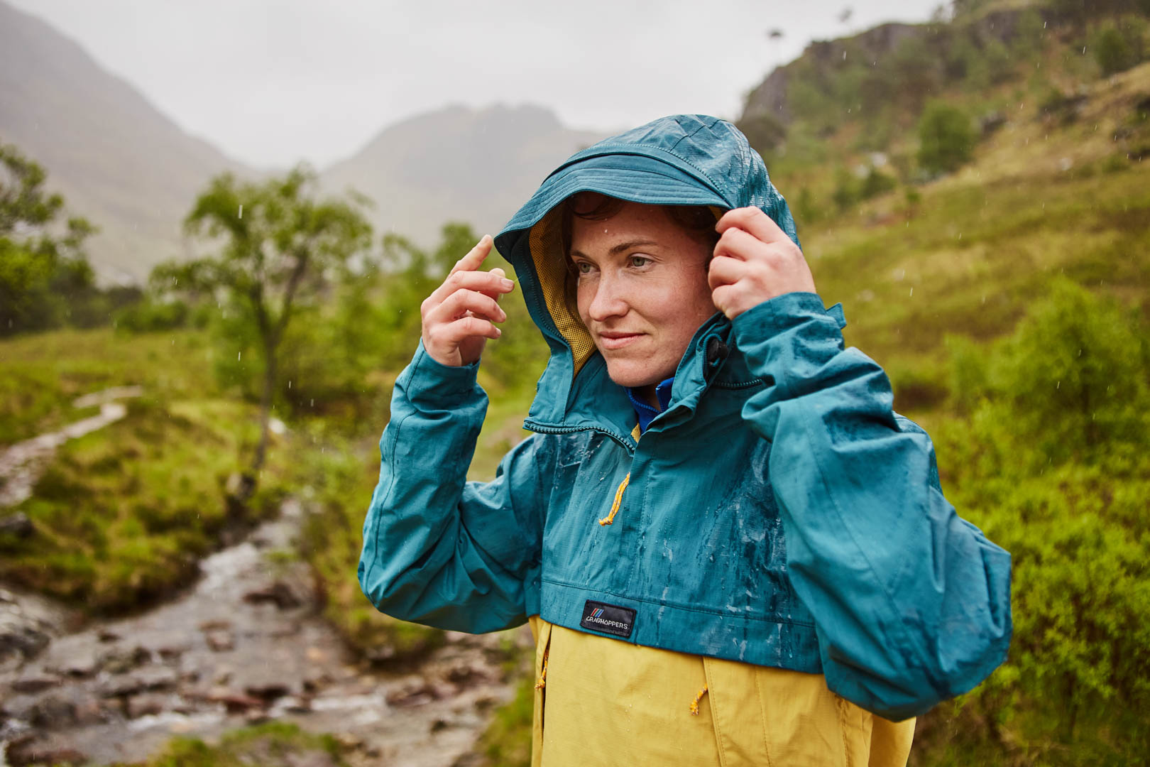 Quechua Women's Raincut Full Zip Windproof and Water-repellent Rain Jacket