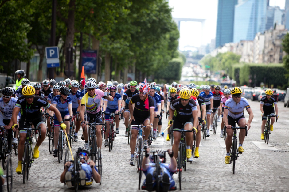 Stephen Roche, Hot-Chillee London-Paris peloton