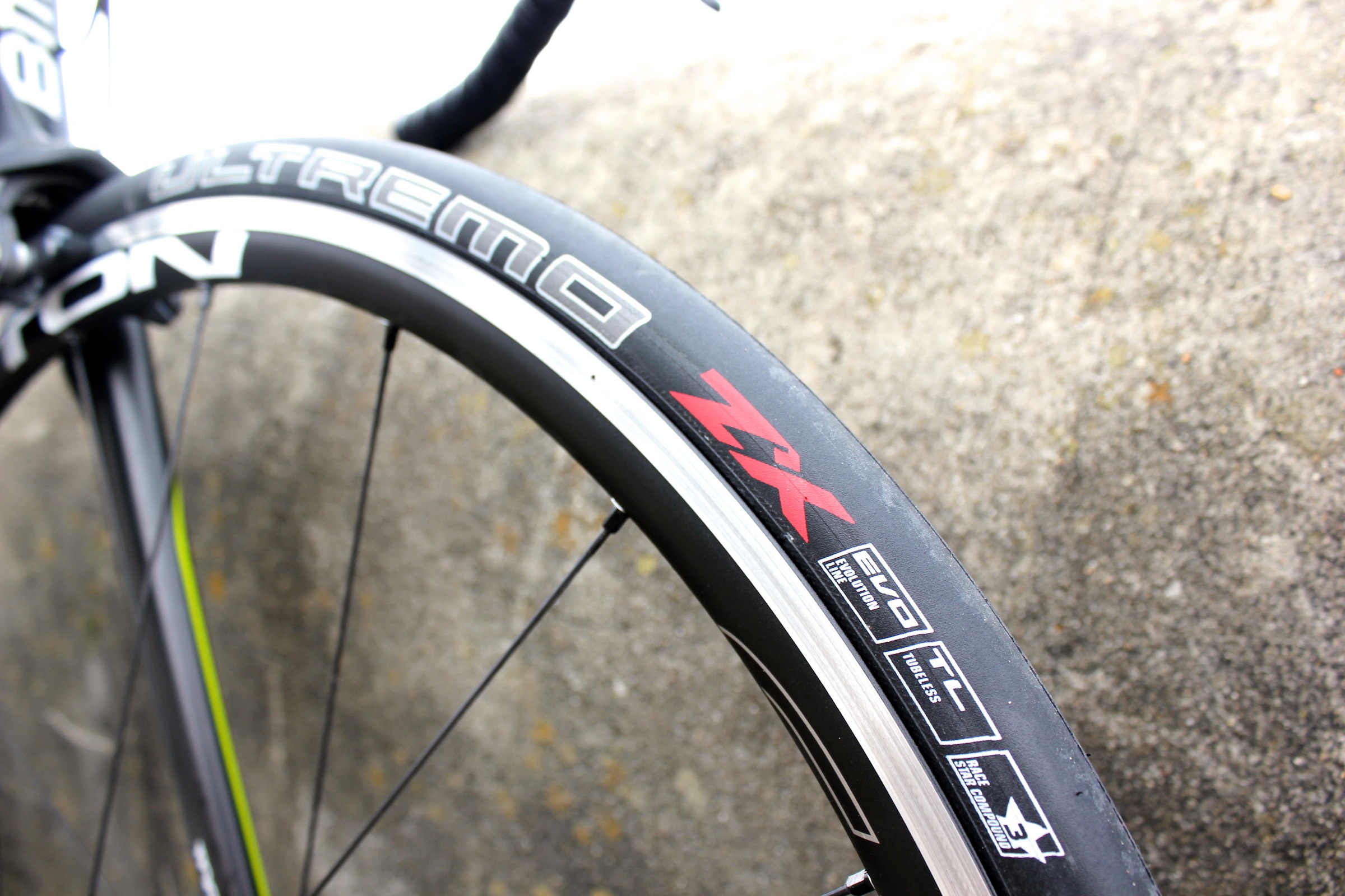 Schwalbe Ultremo ZX tubeless cycle tyres - first look Schwalbe Ultremo ZX tubeless cycle tyres - first look