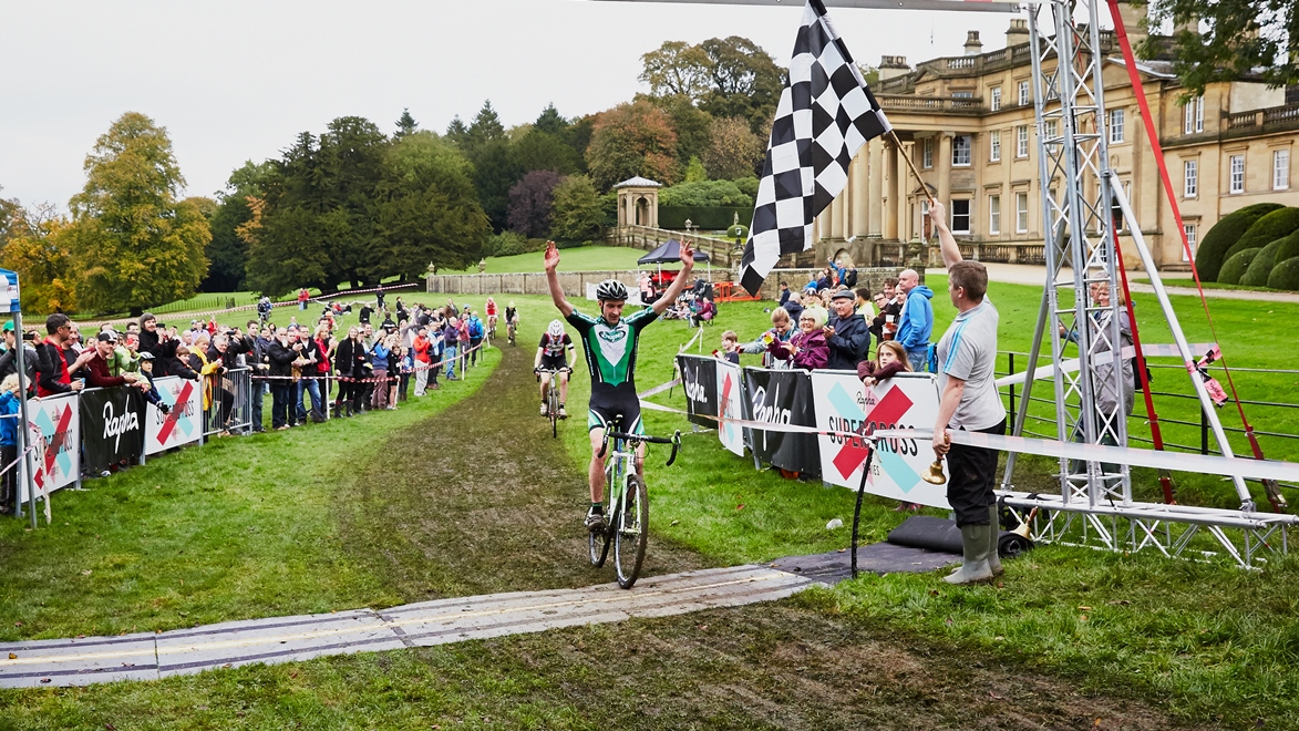 Rapha Super Cross, Paul Oldham, Broughton Hall, Skipton ,2013, salute, pic: Jonathan Hines info@jonathanhines.co.uk, submitted by Kati Jagger