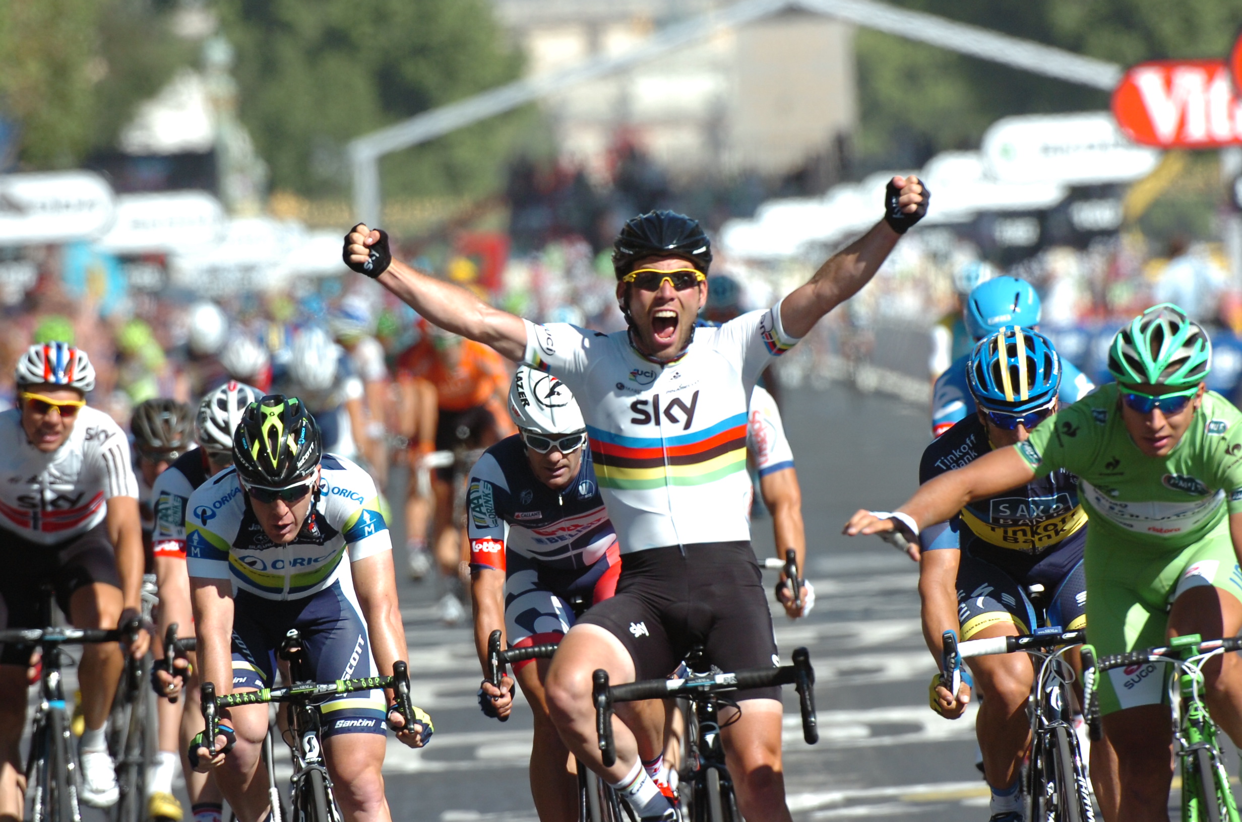 Mark Cavendish, 2012, Tour de France, world champion, Champs-Elysees, rainbow jersey, celebration, Paris, Team Sky, pic: (c) Stefano Sirotti