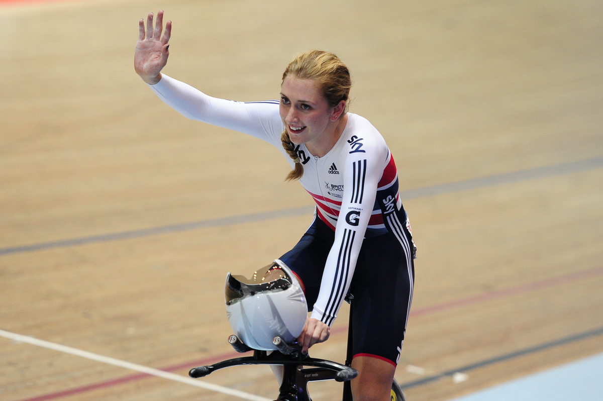 UCI Track Cycling World Cup Manchester - Day 3, Laura Trott, omnium, salute, celebration, Great Britain, Manchester, (pic: Alex Broadway/SWpix)