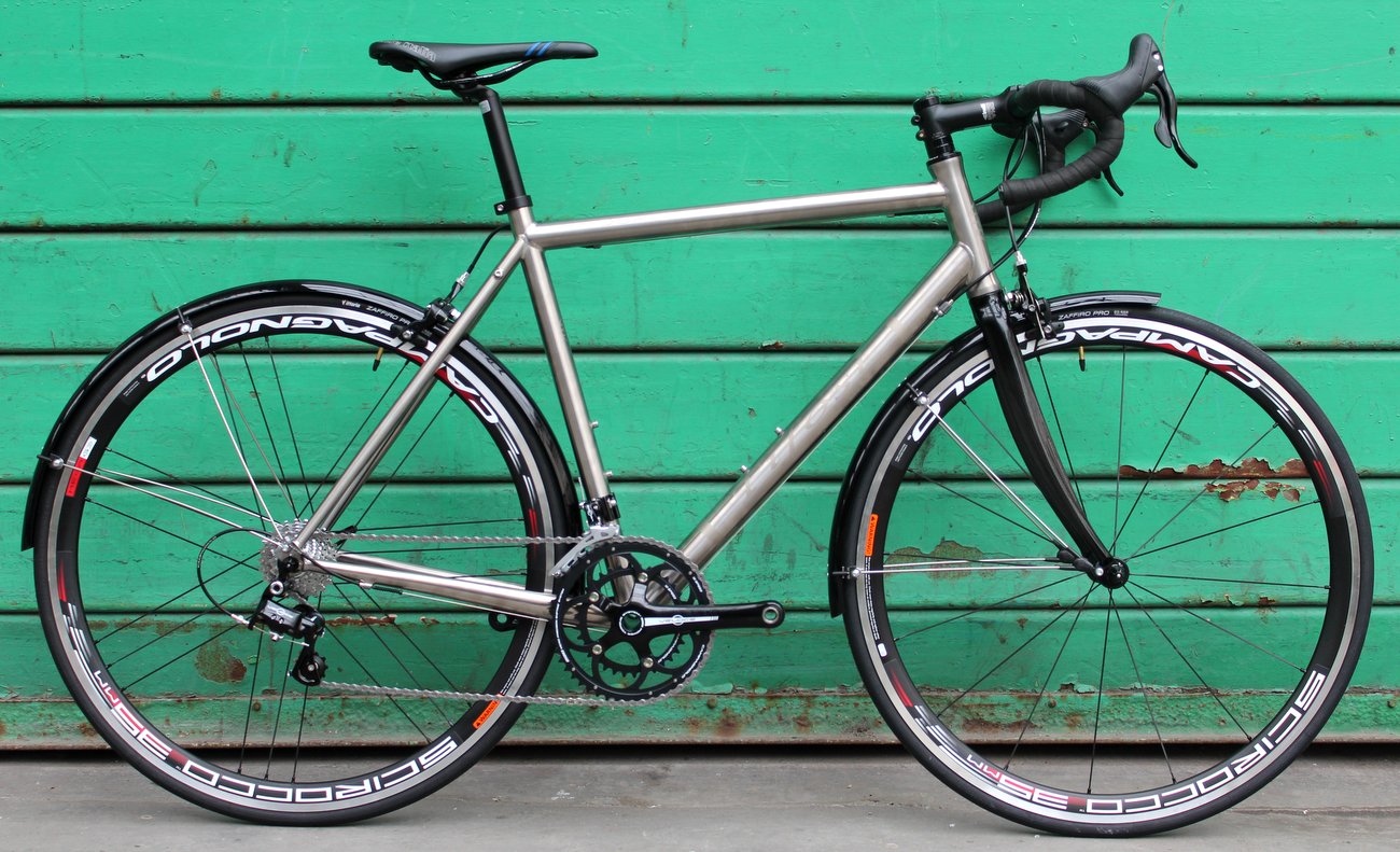 Tifosi CK8 Duro road bike (Pic: George Scott/Factory Media)